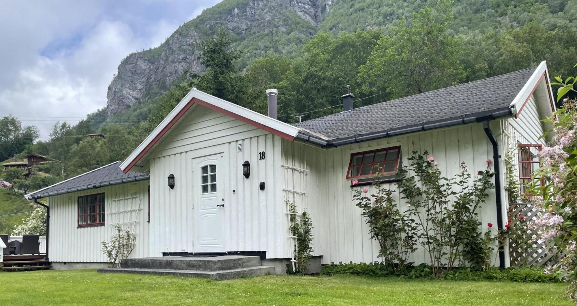 Dalhus - House With Jacuzzi Villa Norddal Exterior photo