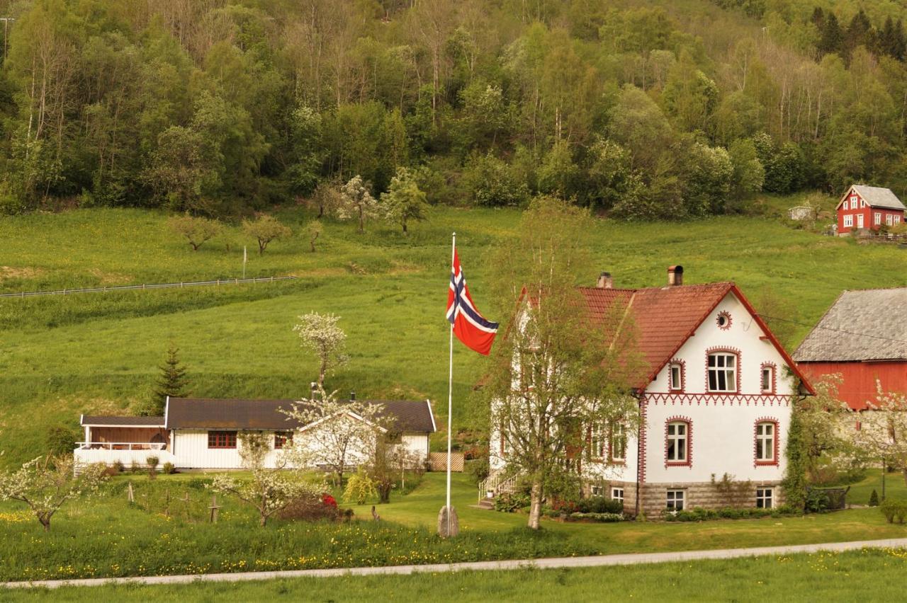 Dalhus - House With Jacuzzi Villa Norddal Exterior photo